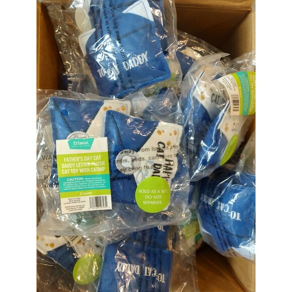 Father's Day Cat Daddy Letter Plush Cat Toy With Catnip By Frisco - Picture 13 of 14